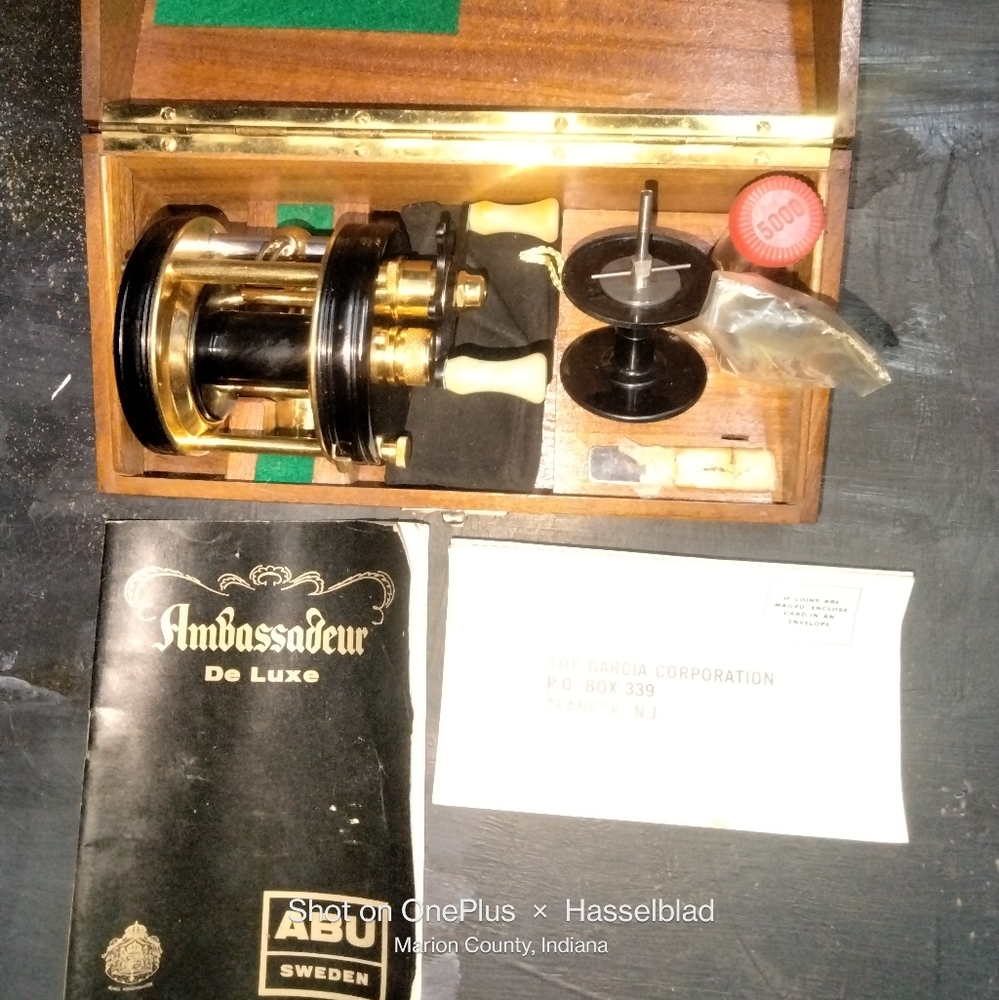 Rare Ambassador De Luxe 5000 Bait Caster